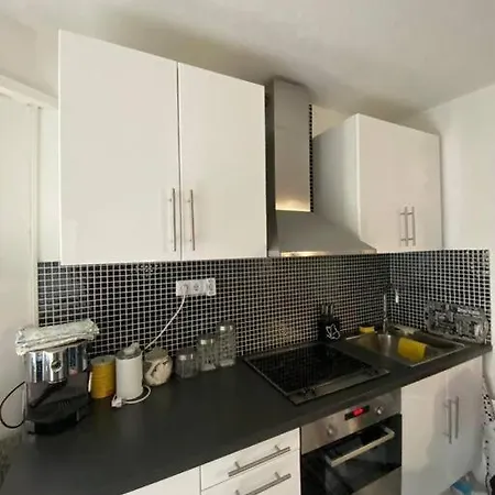 Seaesta Holiday- Modern Appartement