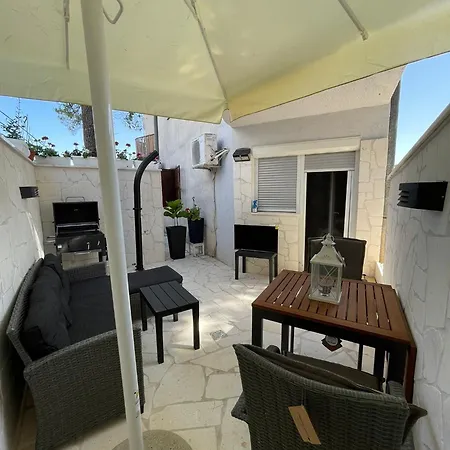 Seaesta Holiday- Modern * Okrug Gornji